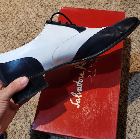 Vtg Salvatore Ferragamo Black and White Oxfords - Picture 6 of 9